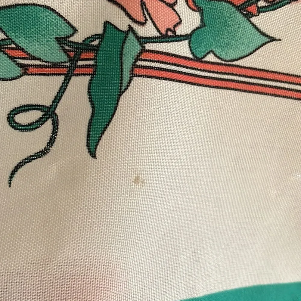 Vtg 70s/80s white‎ polyester floral large square scarf